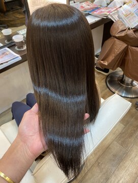 アンジュ(ange) まとまりのあるストレートスタイル