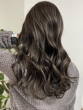 エリマ 調布(elima) 3Dハイライト　グレージュイルミナカラーアッシュブラウン20代