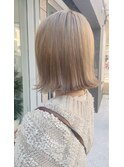 ミルクティーベージュ