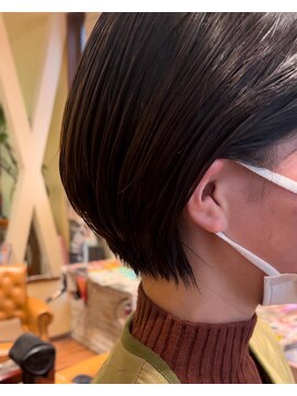 ブルーモスク トウキョウ(TOKYO) 丸みあるショートボブ！