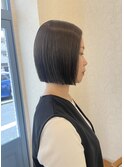 ぷつっとbob×透け感たっぷりグレージュヘア