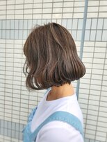 ウノプリール 京橋店(uno pulir) ふんわり波巻きボブ