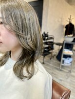 ロム(ROM) 透明感オリーブベージュ