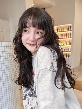 ジョエミバイアンアミ(joemi by Un ami) ロングパーマ/ お洒落パーマ / ワイドバング / ふわふわパーマ