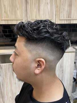 グルーマーズトウキョウ(GROOMER/S TOKYO) ハイスキンフェード