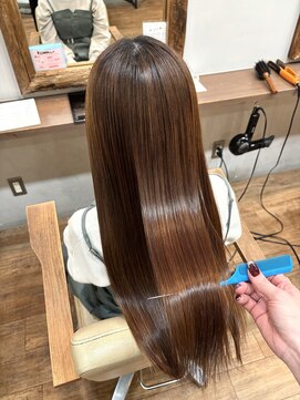 艶々縮毛矯正×髪質改善トリートメント【阿部佑香】