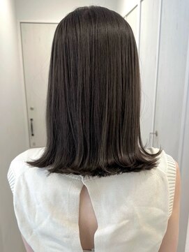 ガーデンヨコハマ(GARDEN YOKOHAMA) ココアグレージュチャコールグレーブリーチなしミディアムボブ