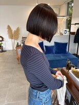 O 20代30代40代大人かわいいツヤ感前下がりボブ×アッシュカラー