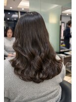 アピッシュ ギンザ(apish ginza)&nbsp;コテ巻きパーマ/デジタルパーマロング/ロングパーマ/パーマ