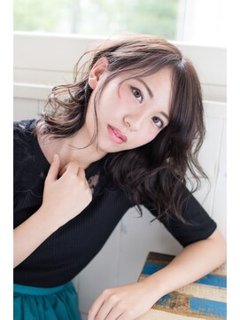 イロドリ ヘアーデザイン(IRODORI hair design) IRODORI　伸ばしかけセミロング　［西尾一寛］