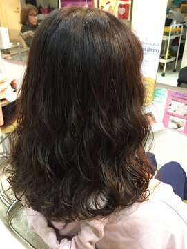 ヘアースタジオエル パーマ・カット