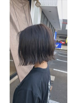 クルニエ(crenier) crenierで作る切りっぱなしボブ●