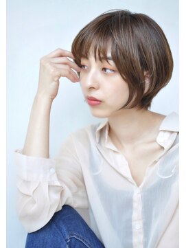 トリッカ 代官山(tricca) 大人かわいい小顔ショートボブ
