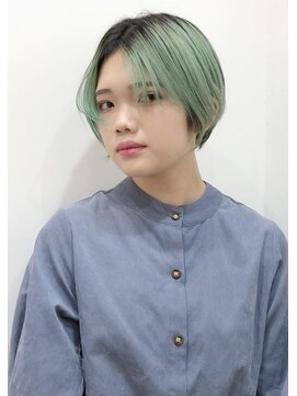 アルテヘアー(arte HAIR) グリーン/ブリーチ/トランクスショート