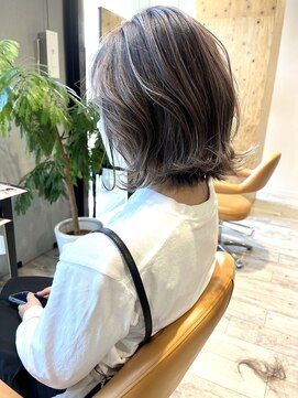 ジャストビューティ ルフレ 金沢八景店(Just Beauty Rufure) バレイヤージュ/ミルクティーベージュ/ボブ