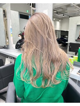 エリーツ 表参道(elyts) ミルクティーベージュ