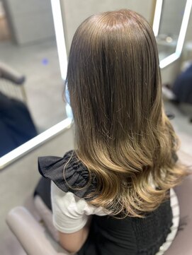 ニーナ ビューティーサロン(NINA Beauty Salon) 透明感グレージュ#ダブルカラー#グレージュ