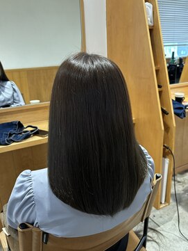 アンフィ 東京(Amphi) 【髪質改善で美髪に!!イルミナ &ULTOWAトリートメント♪】