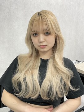 ロウル 渋谷(LOWRL) ホワイトブランドエクステ