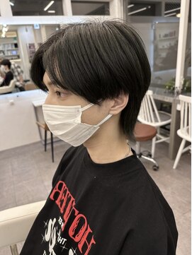 イオエ 心斎橋(ioe) コンマヘアナチュラルセンターパート【韓国メンズアイドルヘア】