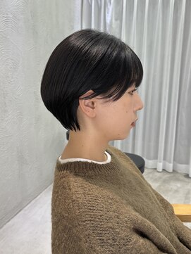 ヌーヴェル(nouvelle) 丸みショート