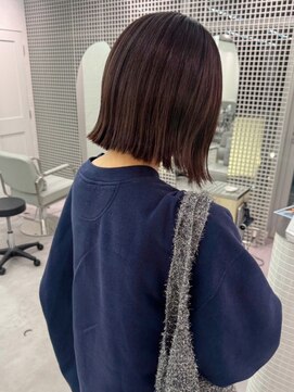 ベイルーム(BAYROOM by HONEY omotesando) ワンレンボブ　外ハネボブ　切りっぱなし　髪質改善　縮毛矯正