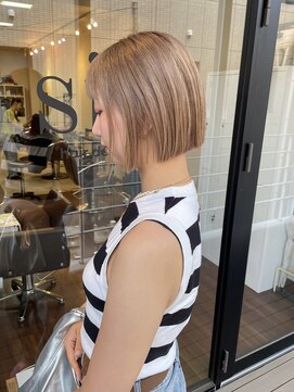 シオ ヘアー デザイン(Sio. hair design) くすみミルクティー×あごラインボブ