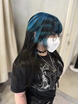 シーン(seen)&nbsp;派手髪シアンカラーデザインカラーブリーチレイヤーウルフ