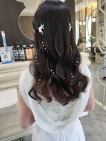 パズル(PUZZLE)&nbsp;ウェディングフォト/結婚式/お色直し/パールへア/ハーフツイン