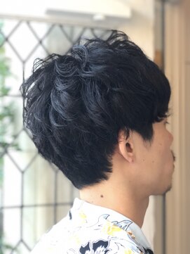 マニタリ(manitaria) メンズパーマ