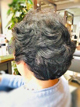 キャン 温品店(CAN) 【CAN】 お手入れ簡単!ゆるふわパーマスタイル