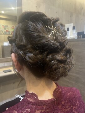 イルスティーロ(iLL_steeLo) <iLL_steeLo>結婚式ヘアセット