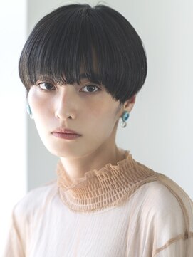 エミュ 表参道 青山(emu) 【emu井上信洋】大人モードな黒髪マッシュショート【エミュ】