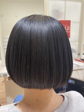 バサ 久米川店(BASSA) 大人のタイトボブ/質感再生カラー