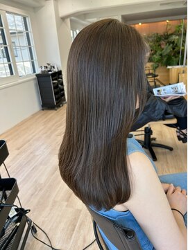 オーシャン(Ocean) ま[OCEAN Hair&Life藤原純]白髪ぼかしハイライトアッシュカラー