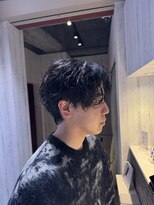 アクシー ヘアーアンドメイク(AXY HAIR&MAKE)&nbsp;緩め波巻きパーマメンズマッシュツイストスパイラルウルフ新宿