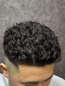 ライズ 新小岩店(RISE) オールバックパーマ/リバースパーマ/フェード（ハルト）