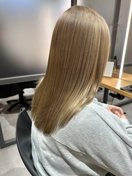 ルプラス(le place.) ミルクティーベージュ