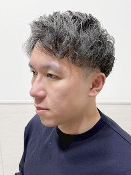 ヨシザワインク プレミアム 築地店(YOSHIZAWA Inc. PREMIUM) ツイスパ/刈り上げ/アップバング/ツーブロ/メンズパーマ