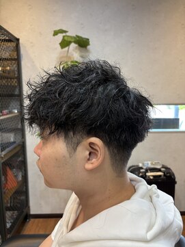 ツイン ツイストスパイラルパーマ／マッシュ