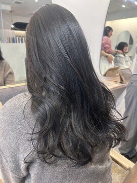 ユッカ 梅田(YUCCA) 【 YUCCA 】大人可愛い20代30代40代ロング/レイヤーカット