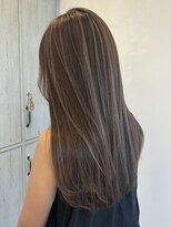 ロテ(LOTE.)&nbsp;黒髪/クラゲヘアー/オリーブグレー/小顔/ココアベージュ/一宮