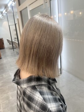 シアエミュー 新越谷店(SHEER emu) ホワイトミルクティーカラー