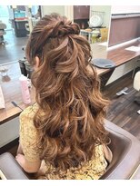 エノモト(ENOMOTO)&nbsp;結婚式ヘアセットハーフアップ