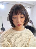 イル(iLu.) 前髪カット/レイヤー/ブリーチ/ダブルカラー/髪質改善