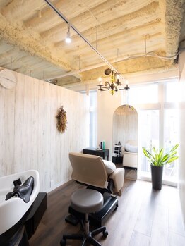 リトルスマイリー 辻堂店(Little Smiley)の写真/【2月NEWOPEN/辻堂】全室完全個室。ヘアとエステが融合した、忙しい大人女性のためのプライベートサロン。