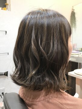 ヘア デザイン 虹いろのはさみ ふんわりボブ