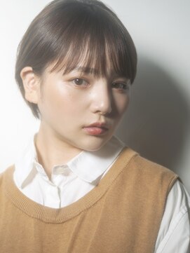 エミュ 表参道 青山(emu) 【emu井上信洋】耳かけでコンパクトな丸みショート【エミュ】