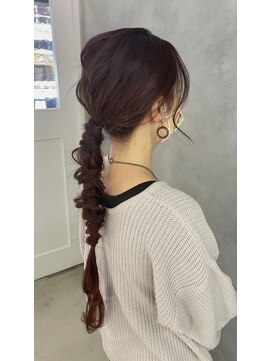 ボルジェ(Bolge) ヘアアレンジ