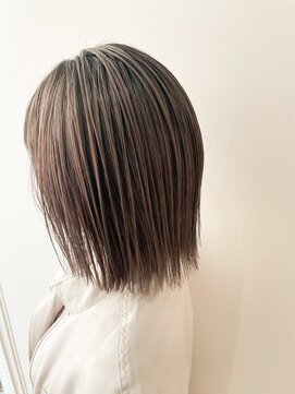 シーバイラヴィズム けやき通り2号店(Sea by LUVISM) シャドールーツ